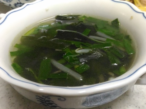 ニラともやしワカメの和風スープ レシピ 作り方 By ねあっっ 楽天レシピ ニラともやしワカメの和風スープ レシピ 作り方 By ねあっっ 楽天レシピ